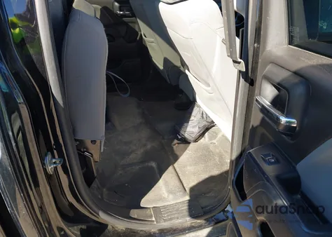 2016 Chevrolet Silverado 1500 Ls z USA, uszkodzony, nr VIN 1GCRCNEH8GZ260128